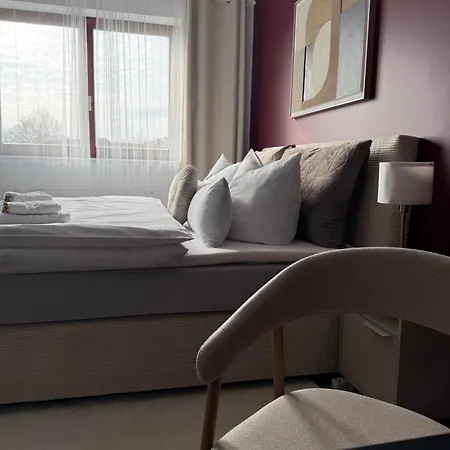 شقة Rubys Hochwertiges Citynah Balkon No2 *