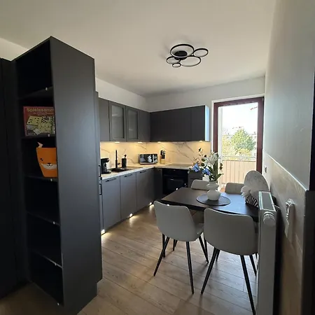 Rubys Hochwertiges Citynah Balkon No2 *