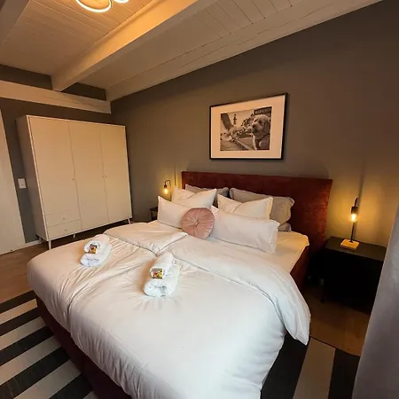 شقة Rubys Hochwertiges Citynah Balkon No2 روستوك