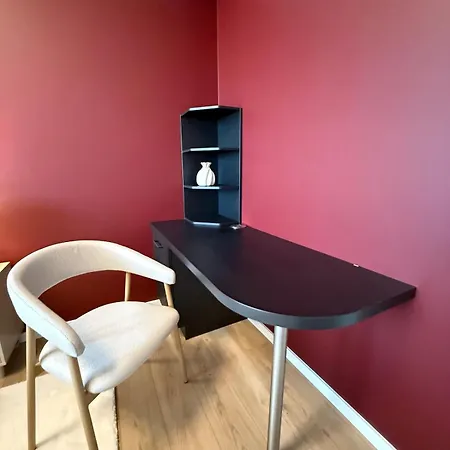 Rubys Hochwertiges Citynah Balkon No2 شقة