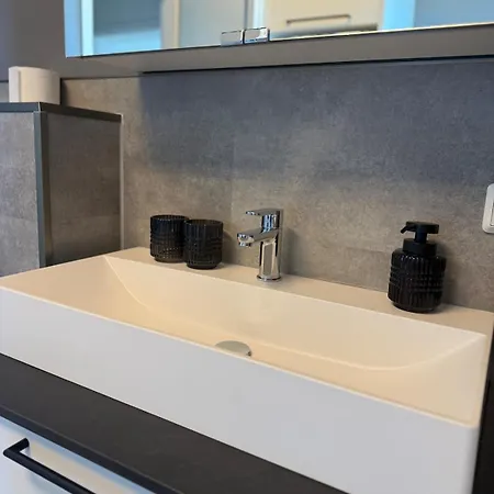 Rubys Hochwertiges Citynah Balkon No2 * روستوك